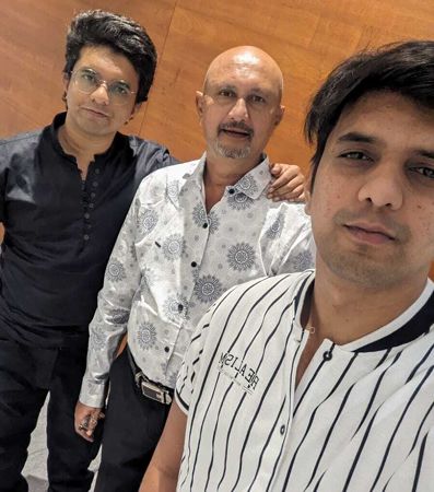 Deepak Mandlik A Journey From Bollywood To The World Of  Namkeen!