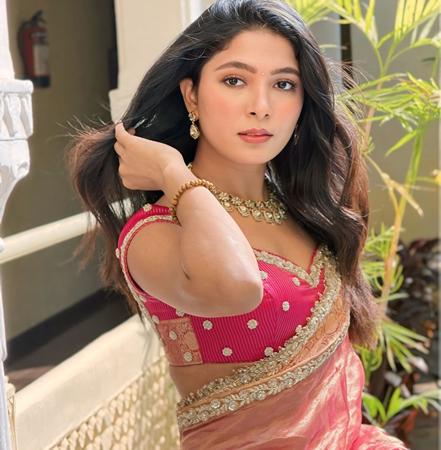 Ankita Jadhav’s Grand International Music Video Shoot With Renowned Choreographer Satya Master – Releasing Soon!