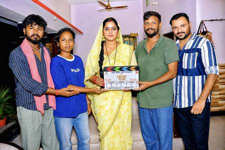 प्रोड्यूसर विद्या मौर्य, डायरेक्टर चंदन सिंह की 11 में से चौथी भोजपुरी फ़िल्म ‘परिवार के डोर’ की शूटिंग शुरू सिद्धार्थ नगर में